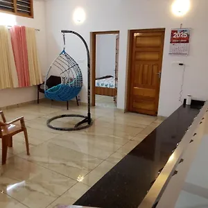  Holiday home Hill Crown Wonder Palace India
