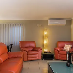  Country house Jacaranda Cottages Australia