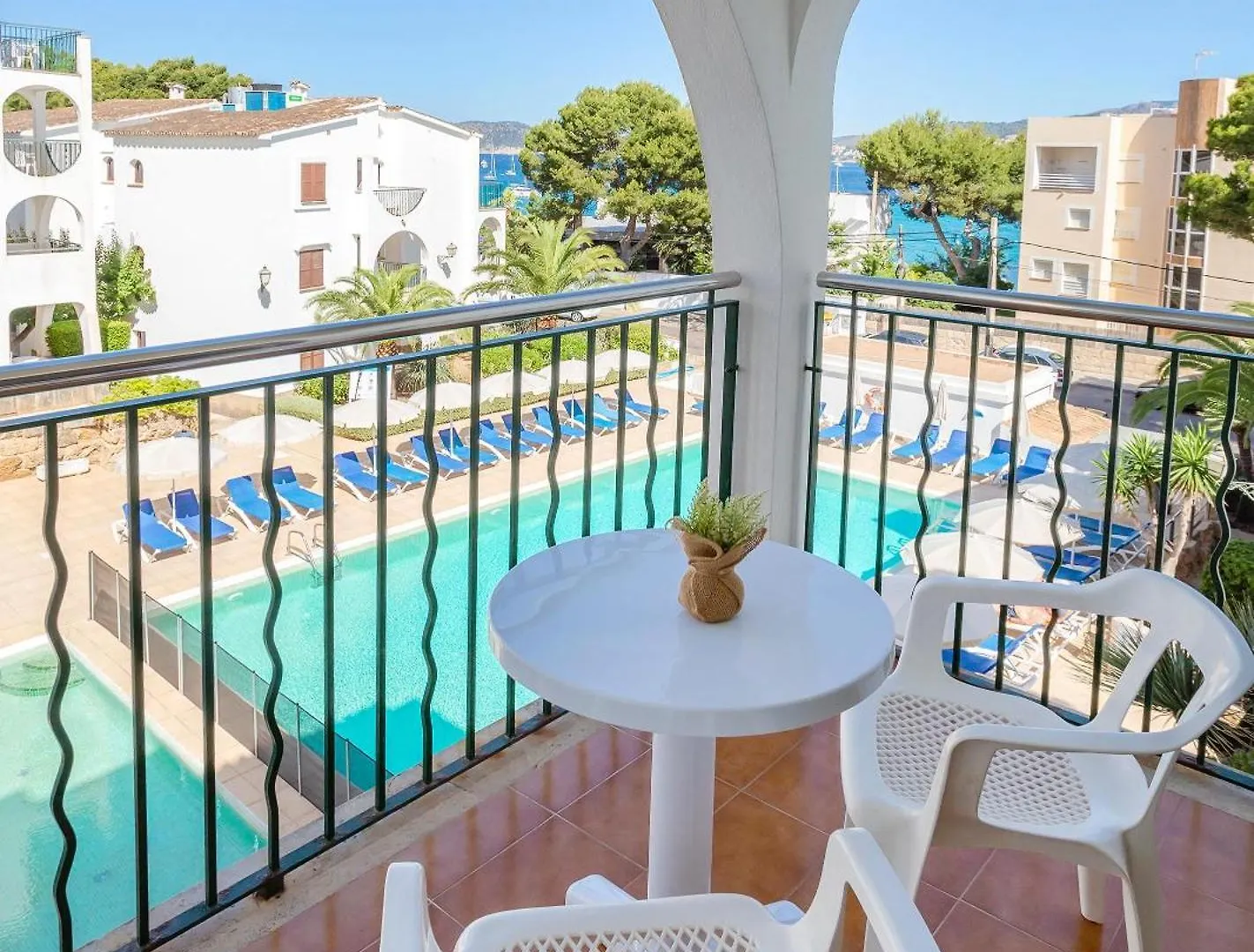 Flipflop Surfing Playa Apartment Santa Ponsa Spain